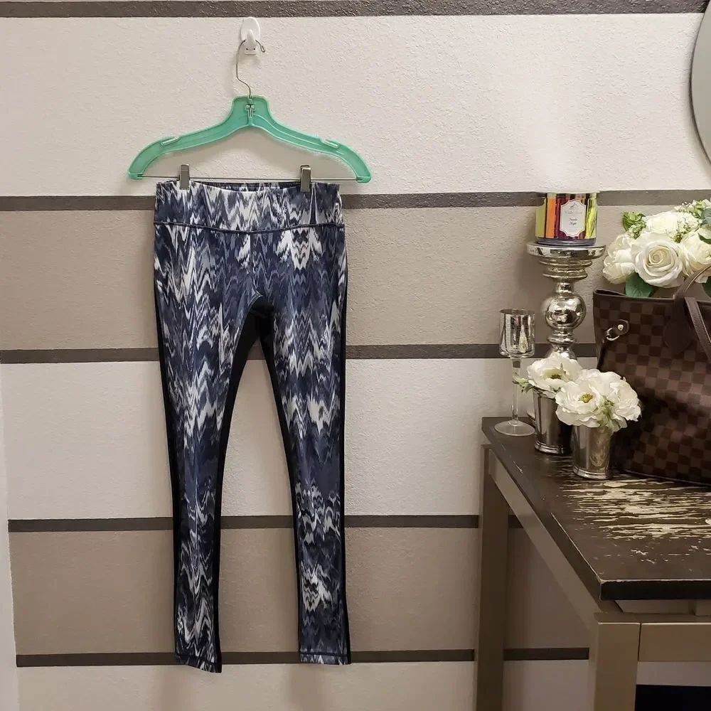 Zella Oil Slick Leggings Sz S